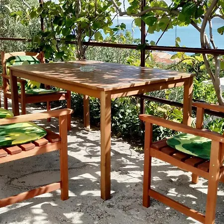 Appartement Kiwi & Olive Brela