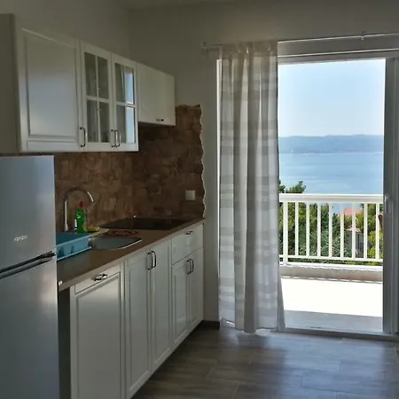 Appartement Kiwi & Olive Brela